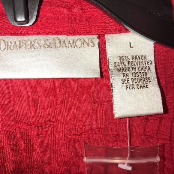 NWT Red Shimmer Crinkle Button Down Shirt - Picture 4 of 10